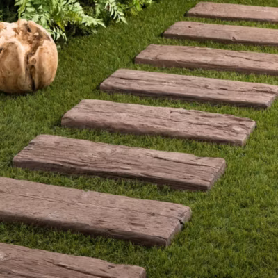 Pas japonais Rectangle Béton effet Bois Marron 67x22x4,5 cm (à l&rsquo;unité) – RO&rsquo;MA NATURE