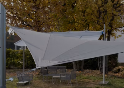 Voile de jardin Triangulaire 5x5x7.07m Imperméable Graphite Solaria Maanta
