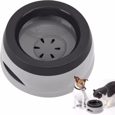 Gamelle à Eau pour Chien en Voyage gris