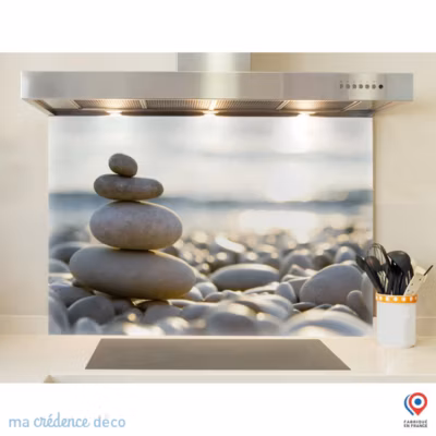 Crédence cuisine fond de hotte Galets sous le soleil – Verre trempé – L 90 cm x H 70 cm – MaCrédenceDéco