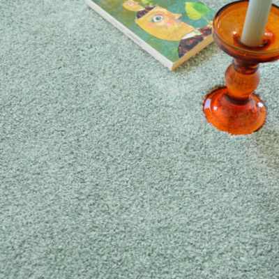 Moquette poils longs Touch – Vert sauge – Rouleau de 4m x 16m